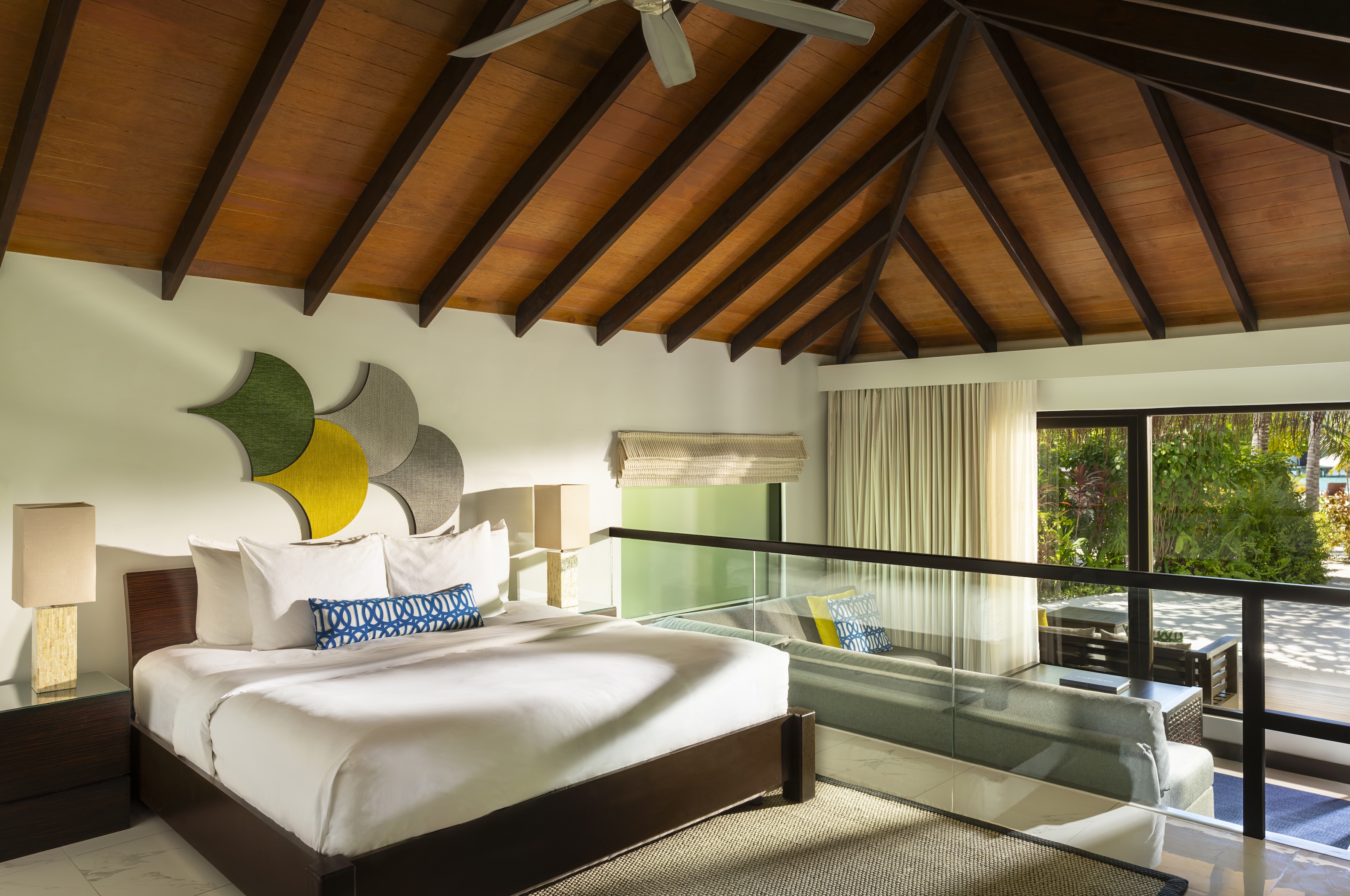 Niva Velassaru Maldives - Two Bedroom Deluxe Villa Bedroom